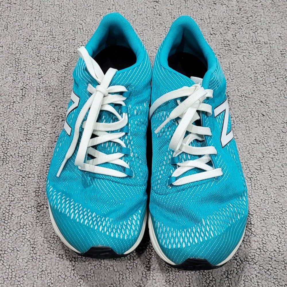 Women's New Balance NB FuelCore Agility V2 size 9 shoes